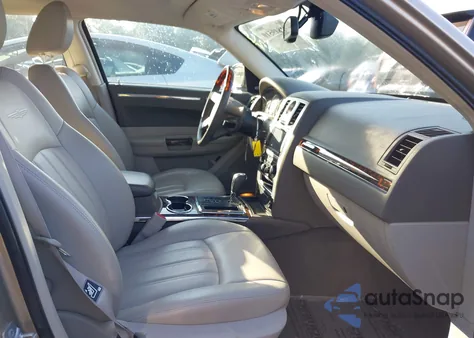 2009 Chrysler 300C Hemi из США, поврежденный, VIN 2C3KA63TX9H599968